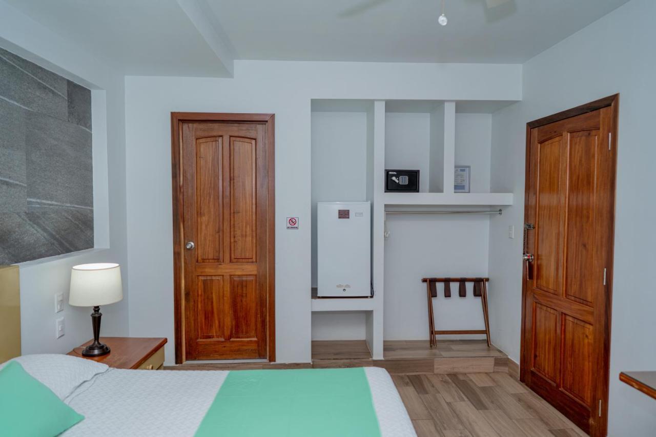 Hotel Casazul フローレス エクステリア 写真