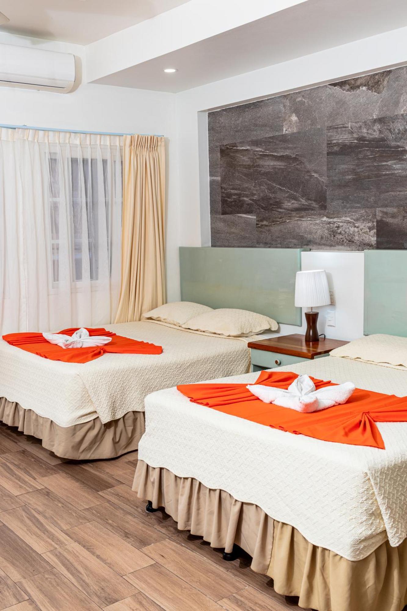 Hotel Casazul フローレス エクステリア 写真
