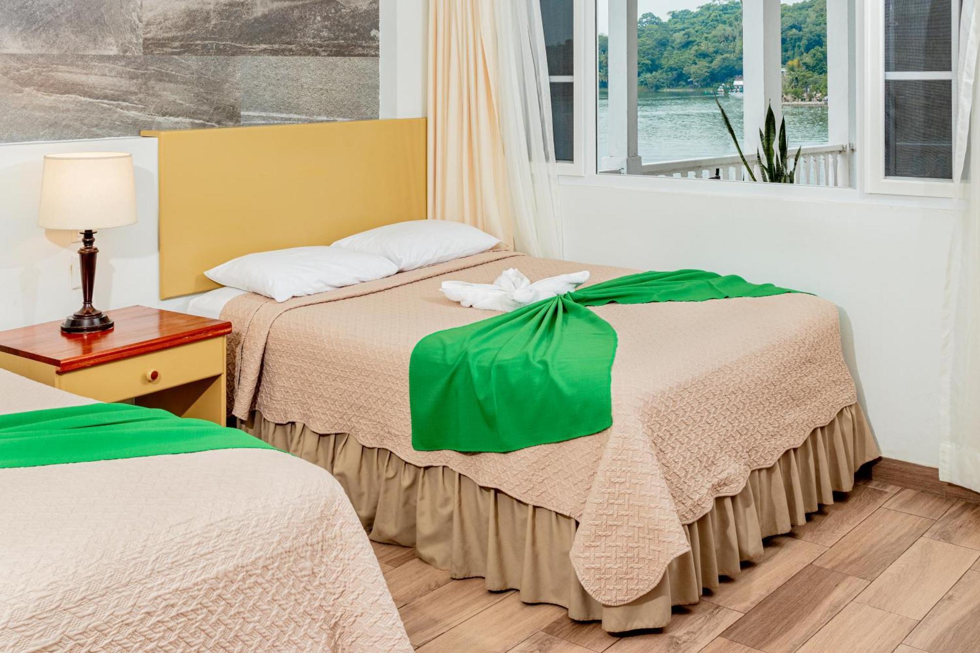 Hotel Casazul フローレス エクステリア 写真