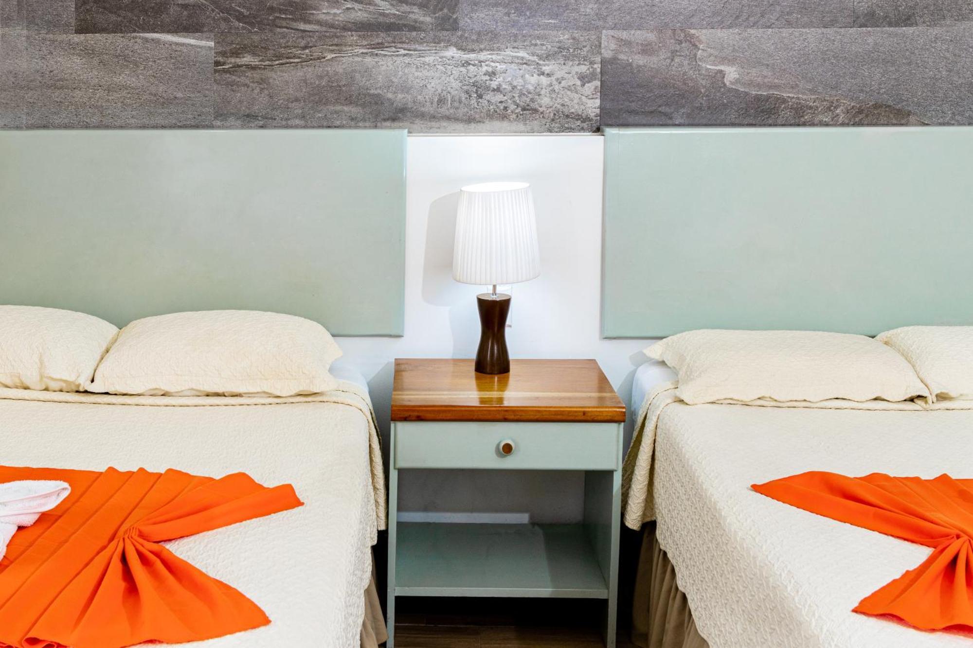 Hotel Casazul フローレス エクステリア 写真